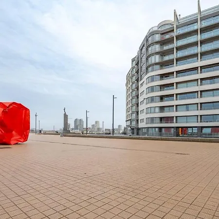 Marvelous With A Stunning View And Garage * Ostende
