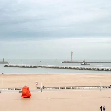Marvelous With A Stunning View And Garage Appartement Ostende