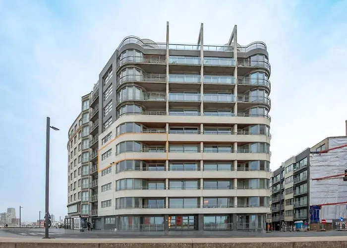 Marvelous With A Stunning View And Garage Апартаменты Остенде