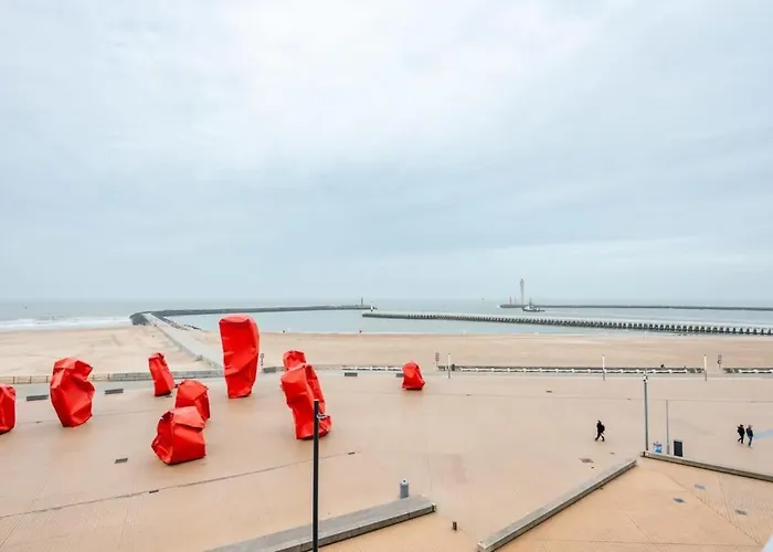 Marvelous With A Stunning View And Garage Апартаменты