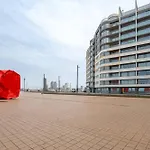شقة Marvelous With A Stunning View And Garage *